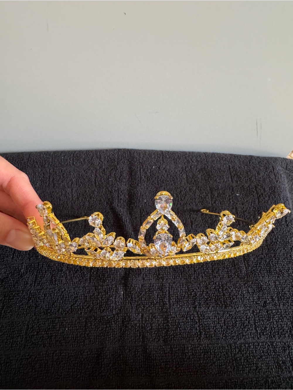 Gold Crystal Tiara Crown - Elegant Women's Hair Accessory